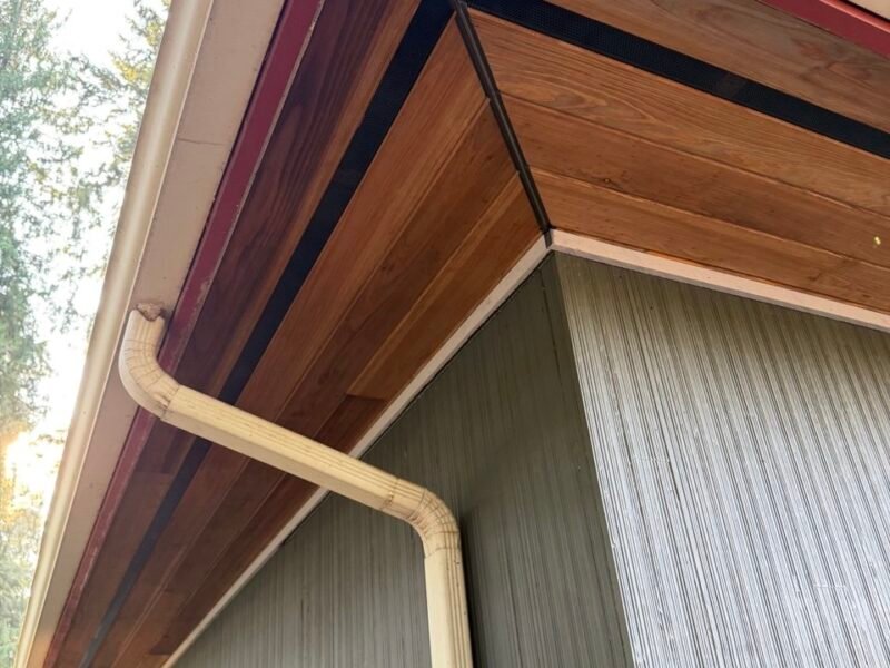 Custom Wood Soffit Installation – Other Projects in Lake Forrest, WA
